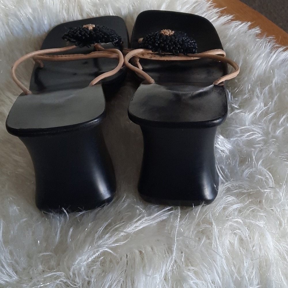 Spring Wedges - Picture 3 of 7